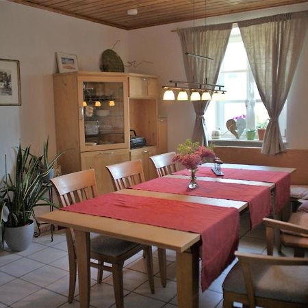 Jut Stuff - Familienfreundliche Wohnung In Rommersheim Mit Grossem Garten Exterior photo