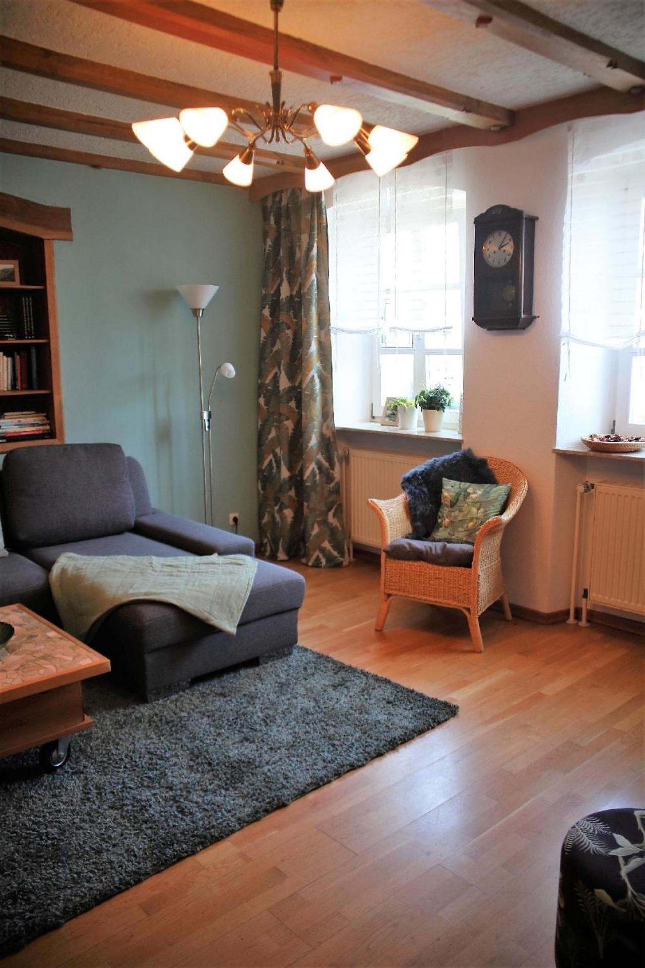 Jut Stuff - Familienfreundliche Wohnung In Rommersheim Mit Grossem Garten Exterior photo