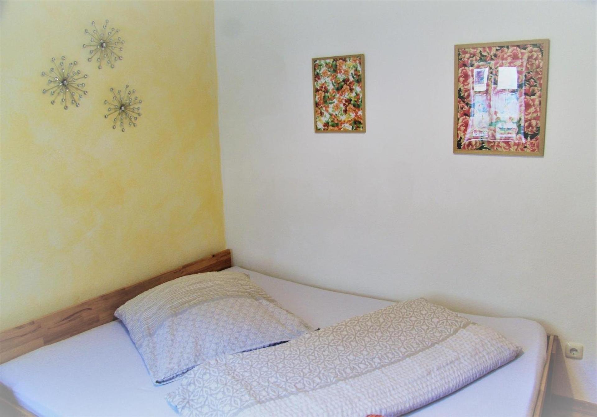 Jut Stuff - Familienfreundliche Wohnung In Rommersheim Mit Grossem Garten Exterior photo